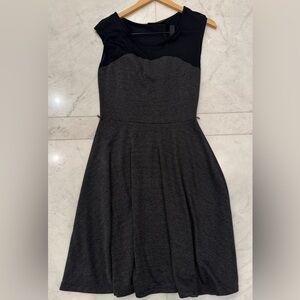Elegant Black Sleeveless Dress